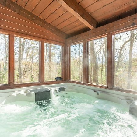 Dudley II By Avantstay Comfortable Cabin W Hot Tub Views Pigeon Forge Ngoại thất bức ảnh