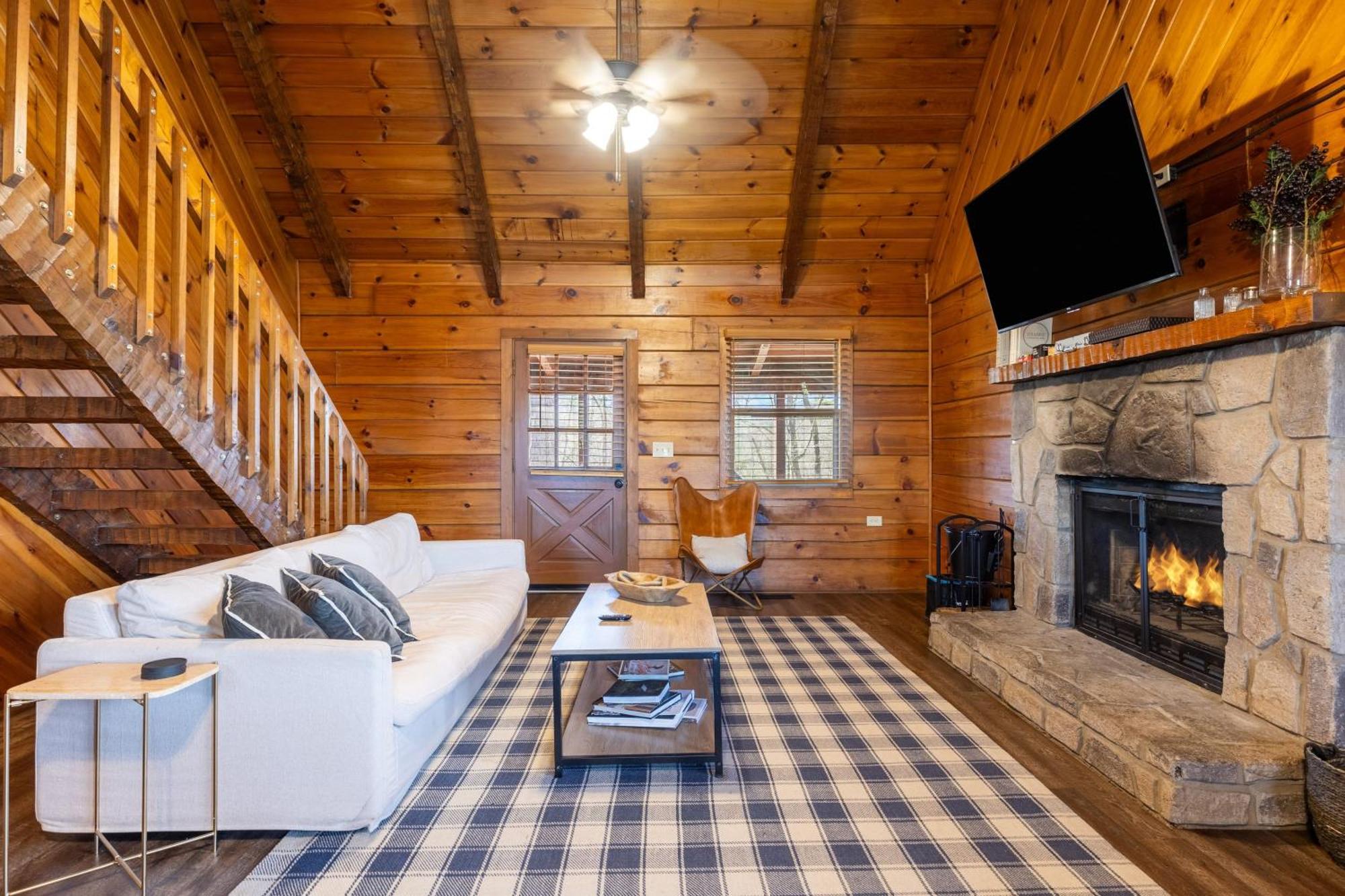 Dudley II By Avantstay Comfortable Cabin W Hot Tub Views Pigeon Forge Ngoại thất bức ảnh