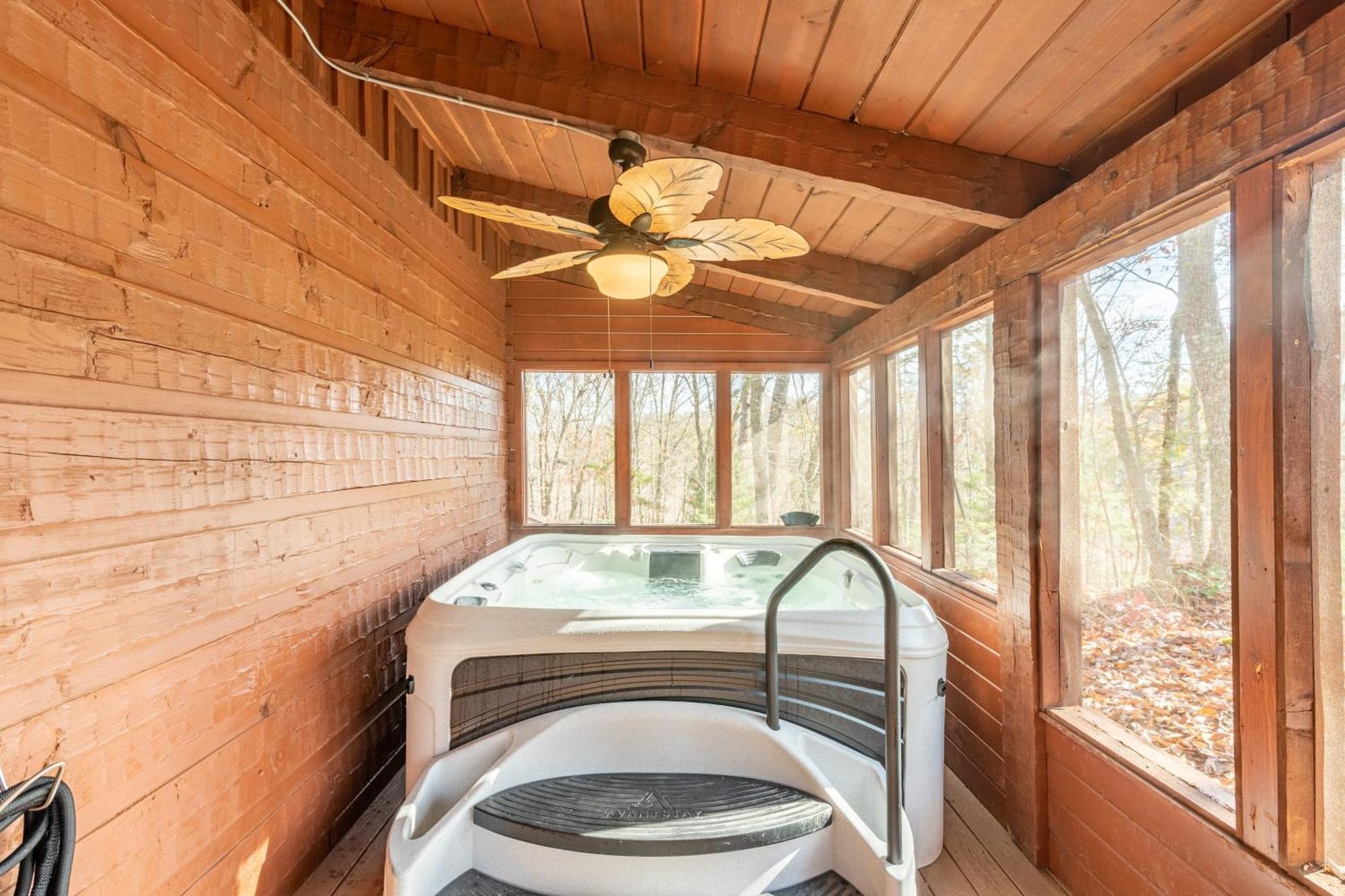 Dudley II By Avantstay Comfortable Cabin W Hot Tub Views Pigeon Forge Ngoại thất bức ảnh