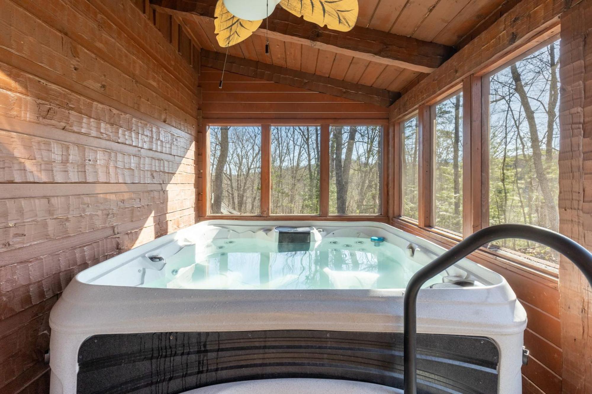 Dudley II By Avantstay Comfortable Cabin W Hot Tub Views Pigeon Forge Ngoại thất bức ảnh