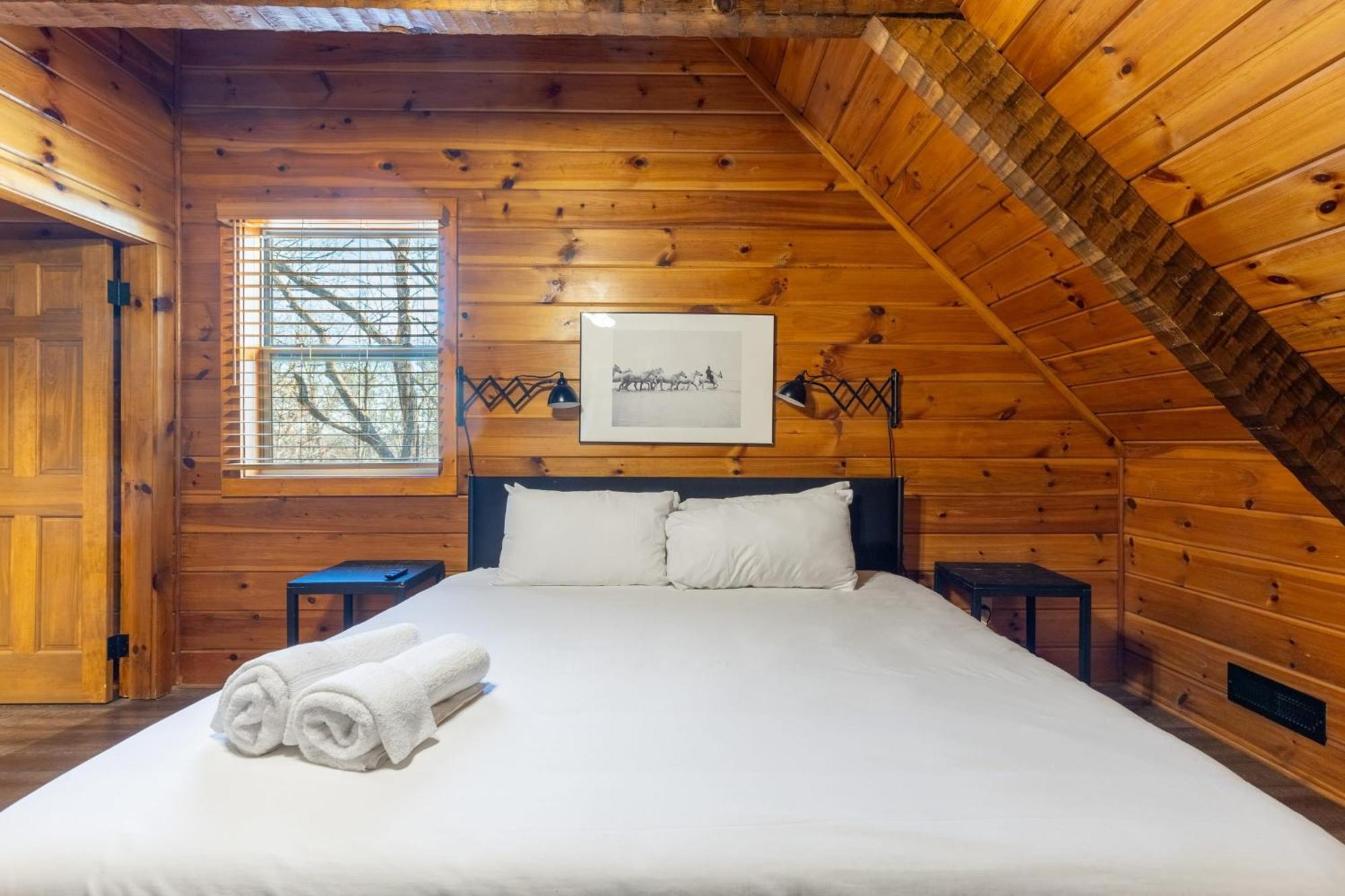 Dudley II By Avantstay Comfortable Cabin W Hot Tub Views Pigeon Forge Ngoại thất bức ảnh